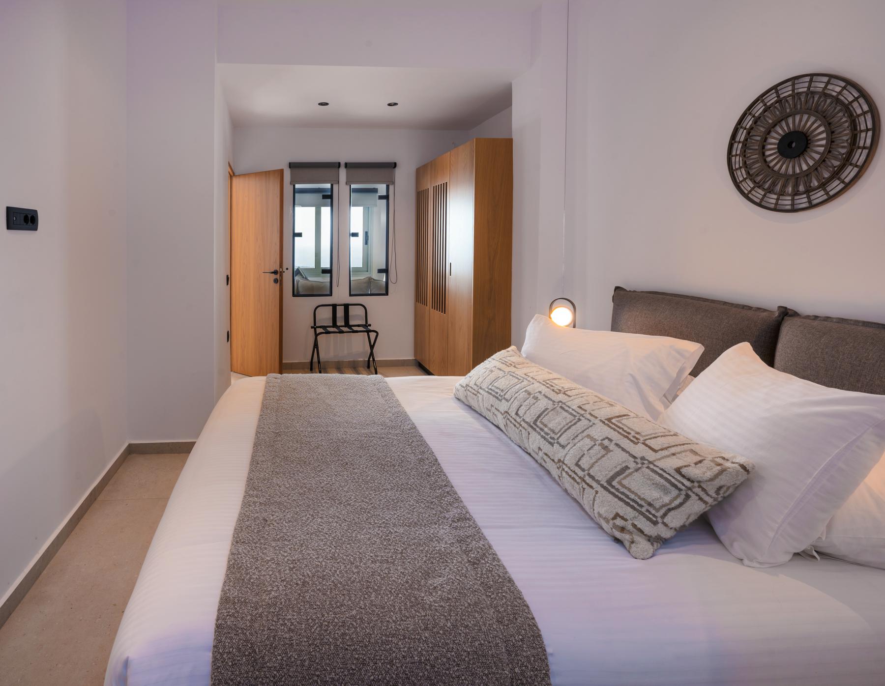 2 bedroom suite caldera agalihouses hotel santorini 12