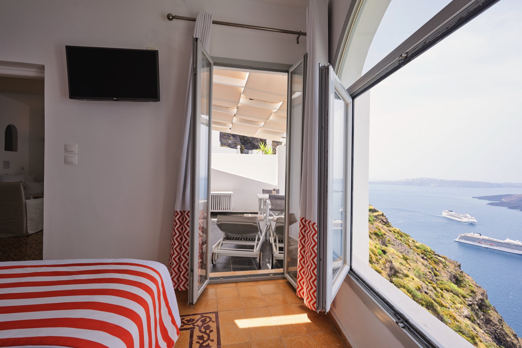 superior suite agali houses 26