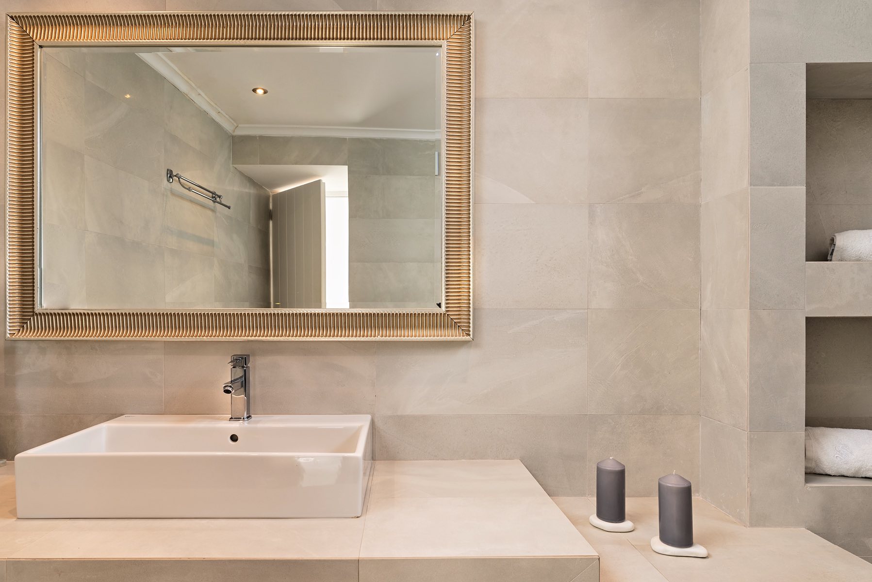 triple honeymoon agali houses 137